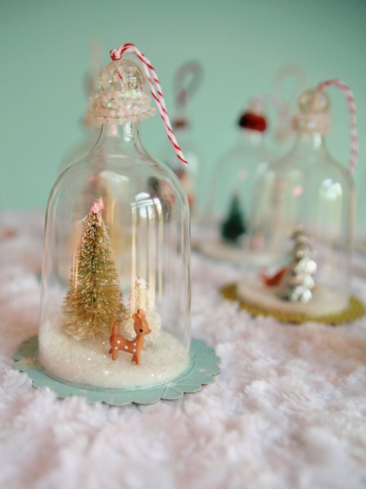 selber basteln weihnachtsdeko schneekugel glas figuren reh tanne