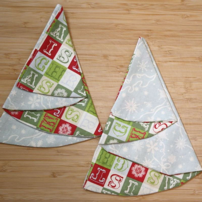 servietten falten zu weihnachten rund tannenbaum einfach idee