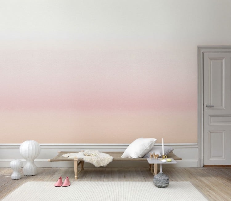 Wandgestaltung im Wohnzimmer tapete-zweifarbig-rosa-pastellfarben-Carl-Sandberg