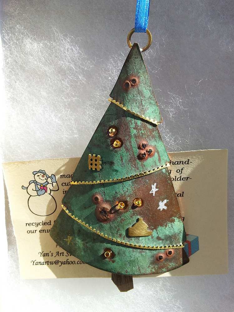 weihnachtsdeko aus metall rost look tannenbaum idee originell anhaenger