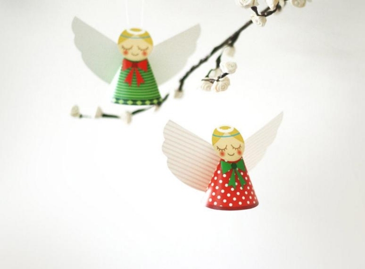 weihnachtsdeko-selber-basteln-modern-papier-engel-aufhaengen-kreative-ideen