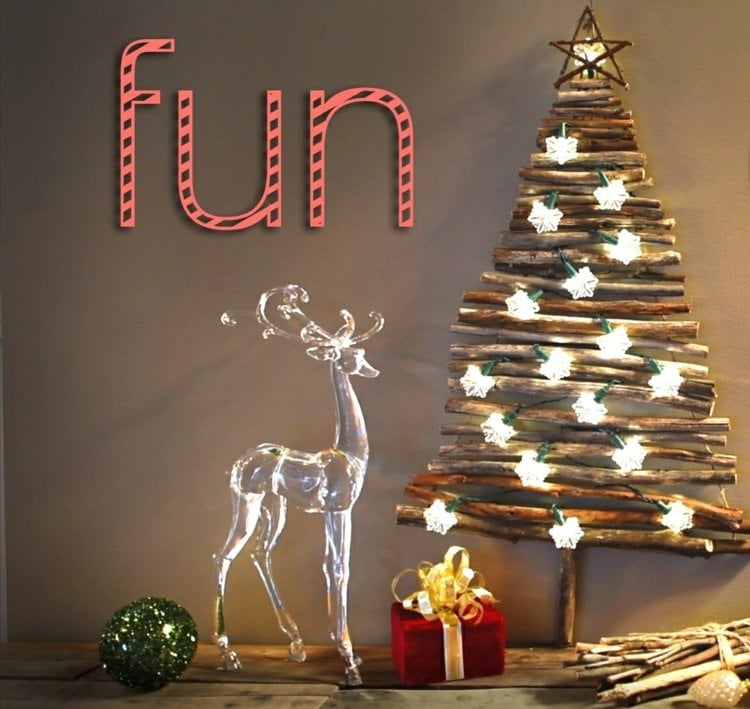 weihnachtsdeko selber basteln tannenbaum lichterkette wanddeko rentier glas
