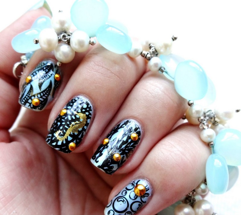 Nageldesign in Schwarz