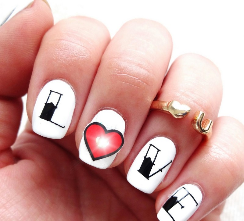 Nageldesign in Schwarz