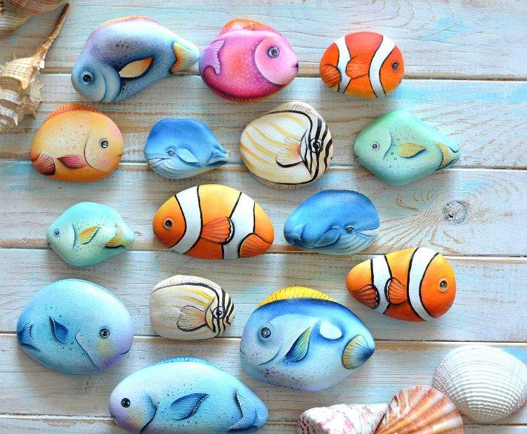 Steine bemalen Fische zeichnen Ideen für Deko