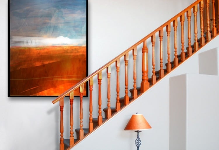 Treppengelaender-streichen-Bild-farblich-abstimmen-Holz