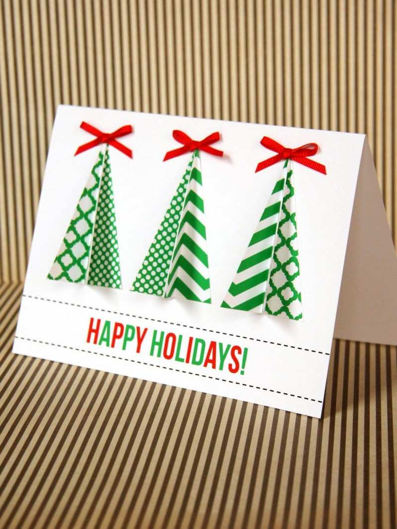 Weihnachtskarten-basteln-Idee-Papier-Weihnachtsbaum-Schleife