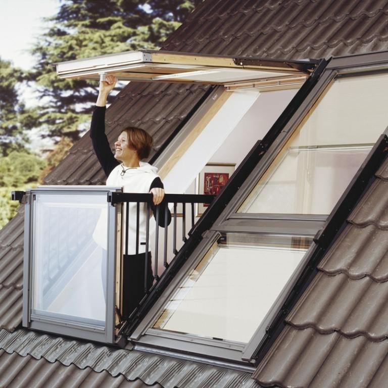 balkon dachfenster schwarz profil ziegel dunkelgrau