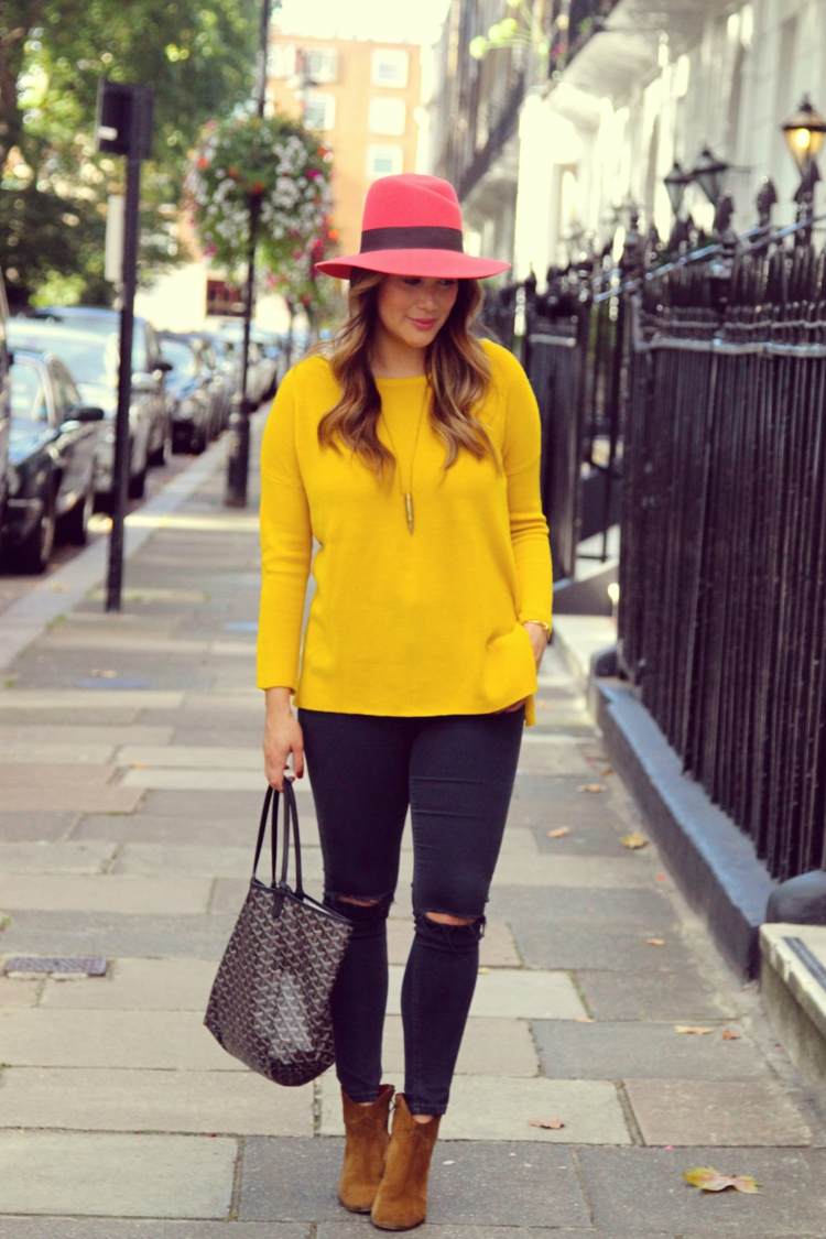 herbst outfit pullover trend gelb farbe hut lachsfarbe
