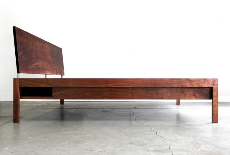 schubladenbett-massivholz-ideen-schlafzimmer-doppelbett-modern-simple-naturholz-minimalistisch