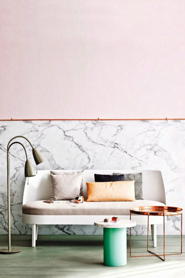 wandfarbe altrosa marmor idee elegant sofa kupfer beistelltisch