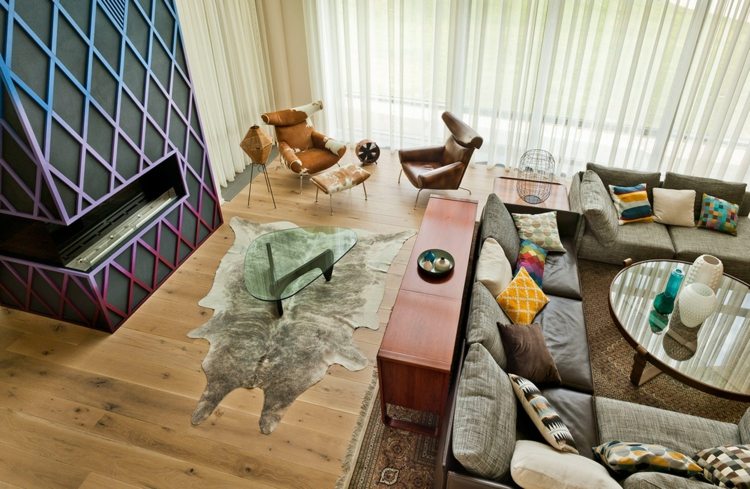 wohnideen kreative wohnzimmer kamin design deko leisten holz ombre bunt