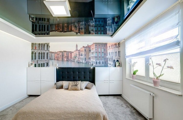 Wohnungseinrichtung Ideen schlafzimmer-fototapete-landschaft-verspiegelte-decke-teppichboden