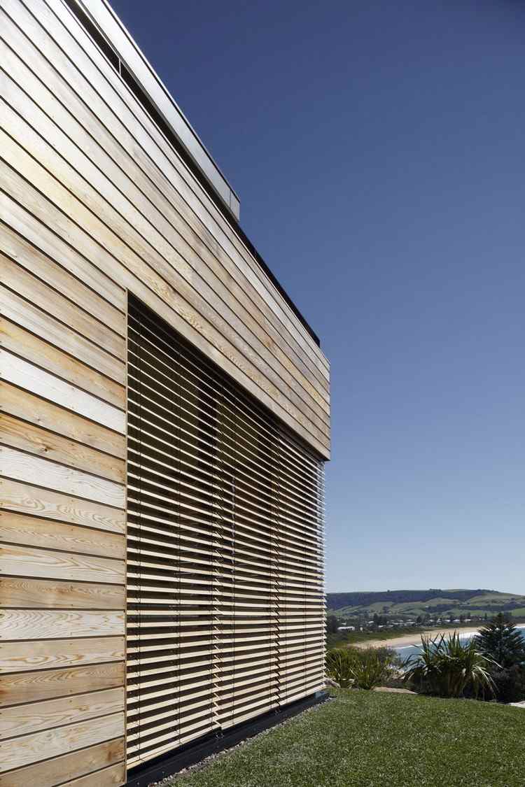 Zedernholz für Fassade -sonnenschutzelemente-lamellen-blick-meer