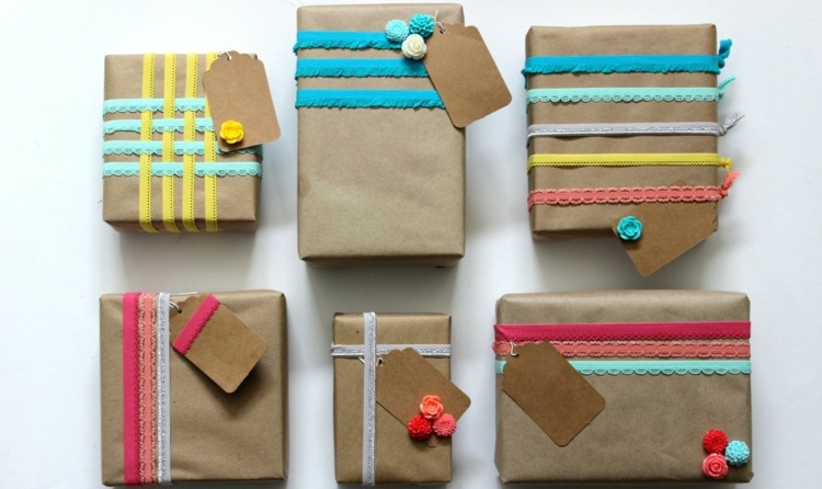basteln geschenkverpackungen gummi baender idee bunt farben packpapier