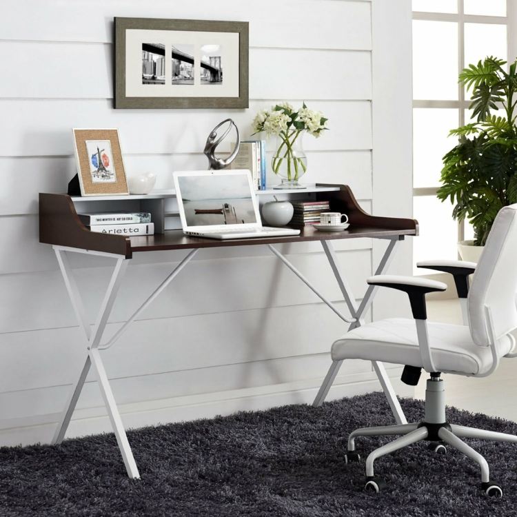 home office schreibtisch modern schwarz weiss buerostuhl hochflor teppich grau