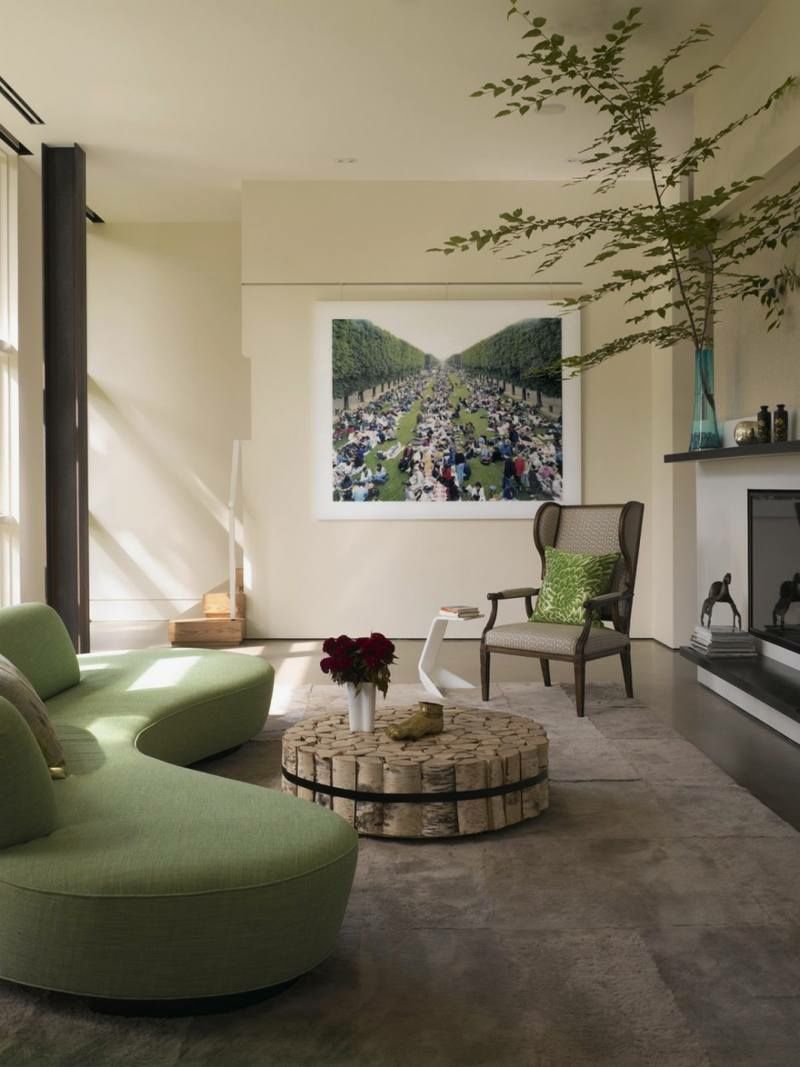 ideen zu sofa gruen rund form kamin creme wandfarbe pflanze deko stuhl