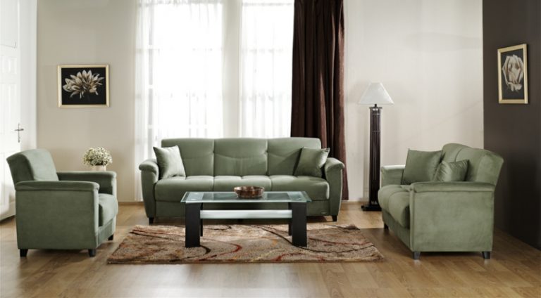ideen zu sofa in grün olive braun vorhang akzentwand teppich