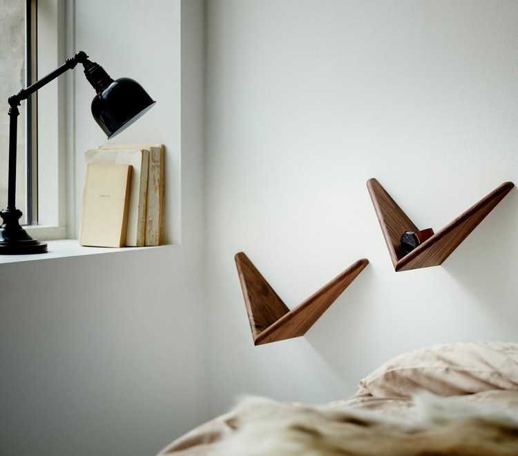 moderne Designmöbel 2015-schlafzimmer-cadovius-schmetterling-wandregal-walnussholz