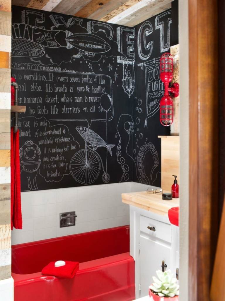 wandfarbe schwarze badezimmer gestaltung badewanne rot schrank weiss