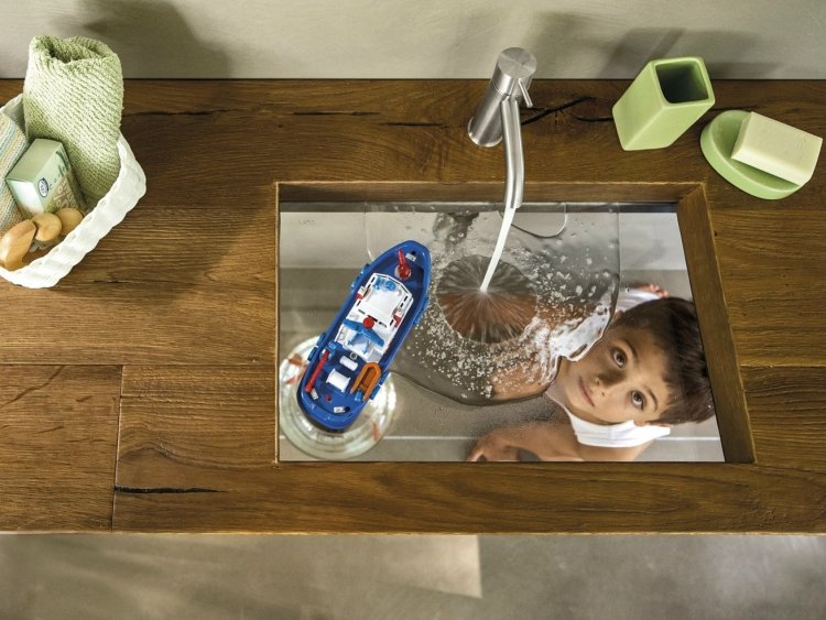 waschbecken-bad-design-innovativ-waschtisch-holz-transparent-lustig