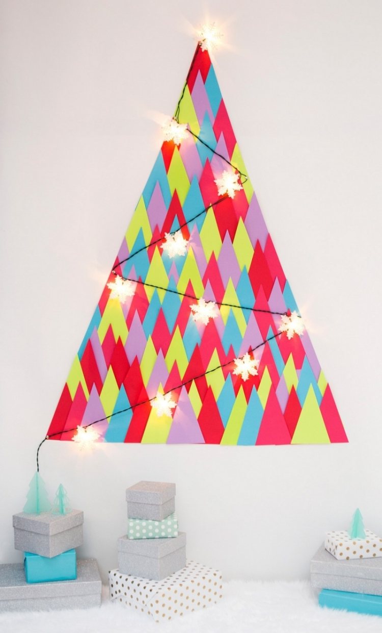weihnachtsbaum-alternative-wanddeko-selber-machen-wand-dreieck-neonfarben-lichterkette