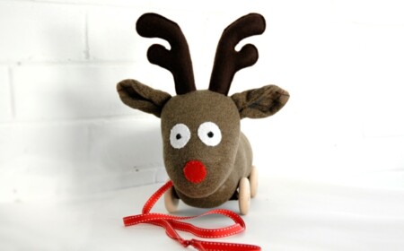 basteln rentier rudolph plueschtier stoff raeder spielzeug kinder