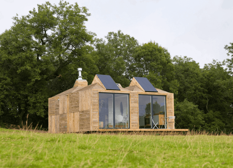 energie sparen bungalow-idee-ferienhaus-solar-integriert-fensterfront