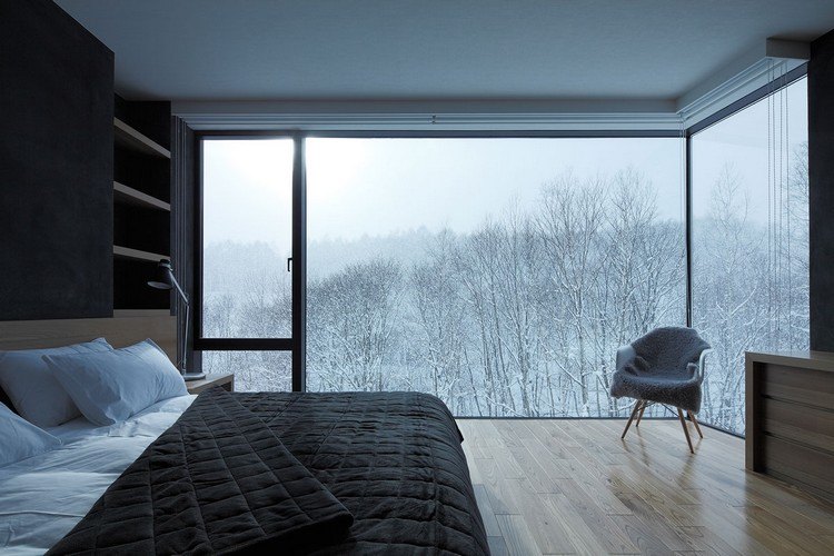 gesunder-schlaf-winter-schlafzimmer-verglasung-verschneite-baume