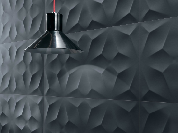 kreative Wandgestaltung -3d-keramik-grau-anthrazit-struktur-geometrisch-leuchte