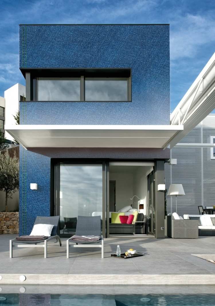 moderne-fassadengestaltung-outdoor-dekoration-blau-himmel-haus-architektur-pool