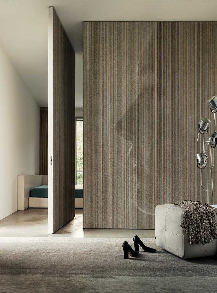 moderne-wandgestaltung-dekoration-tapete-monochrom-silhouette-grau-hocker-design
