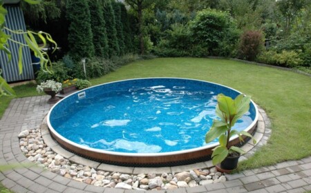 Swimmingpool im eigenen Garten