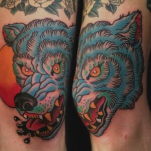 tattoo wolf farbig blau zaehne grimmig mond orange