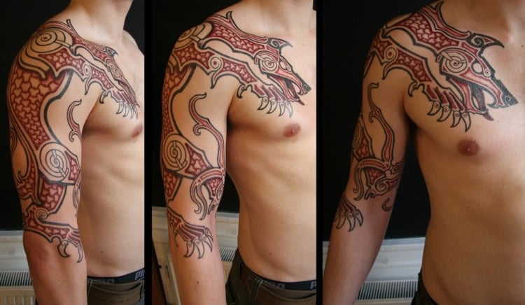 wolf tattoo nordisch rot farbe idee krallen arm