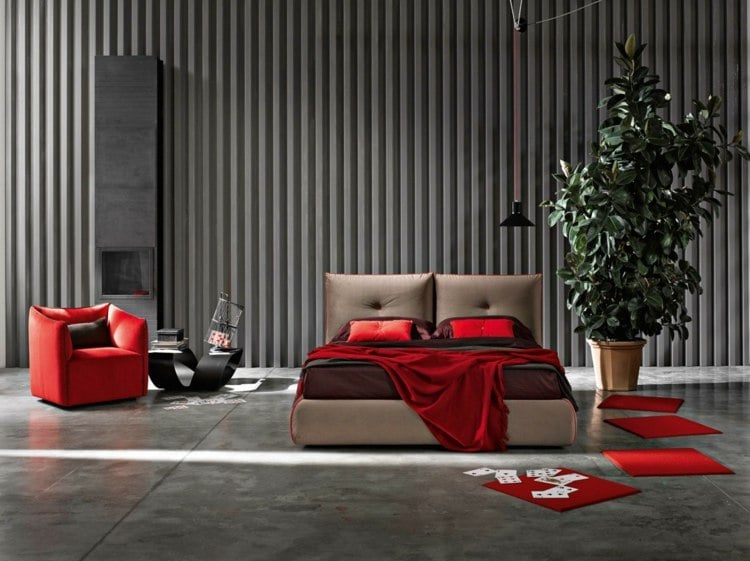bett-schlafzimmer-java-rot-grau-farben-idee-textil-gestaltung-sessel-modern