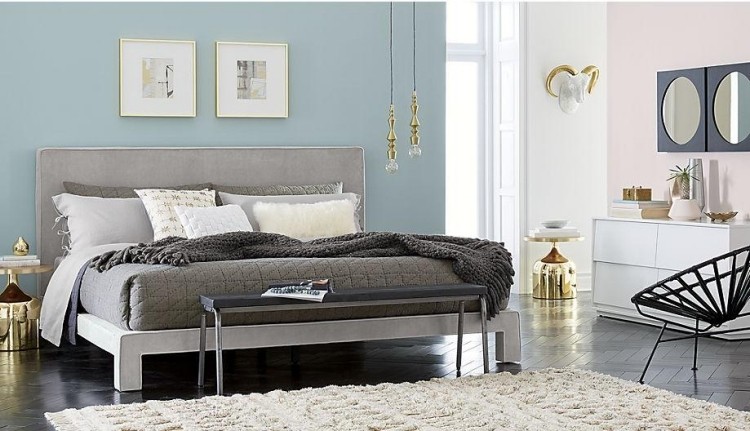 designermobel-dekoration-interior-design-schlafzimmer-nachttisch-beistelltisch-gold-lenny-kravitz