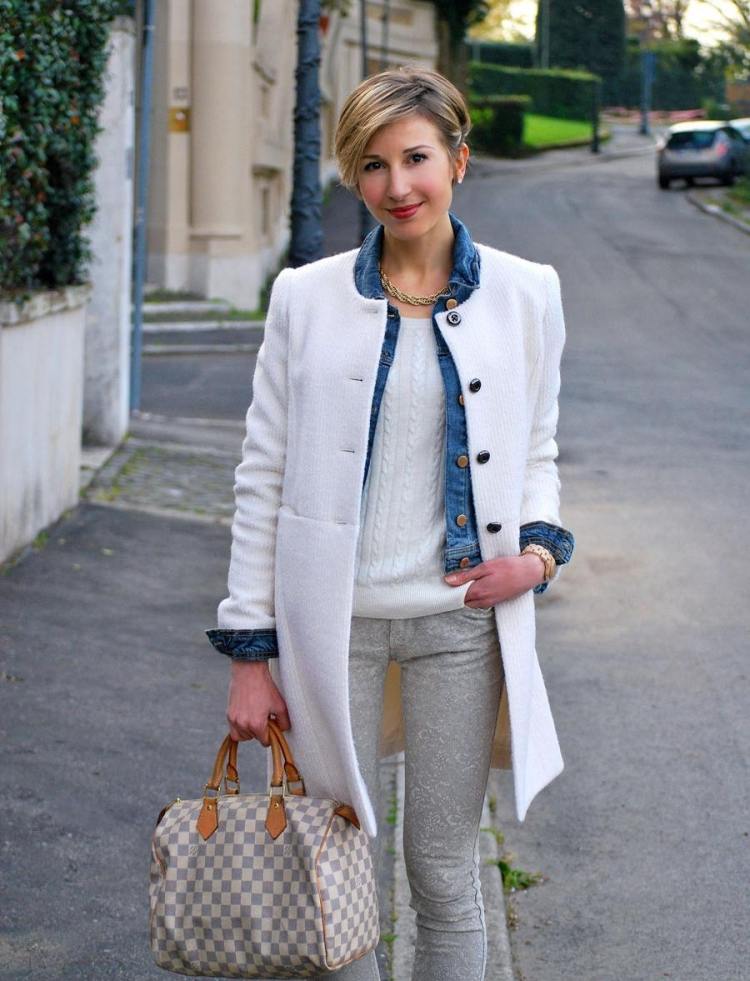 jeansjacke-damen-kombinieren-outfits-lagenlook-weiss-mantel-pulli-elegant