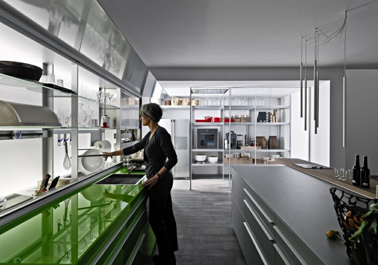 küchenschrank design gruen-hochglanz-minimalistisch-beleuchtung-kuecheninsel