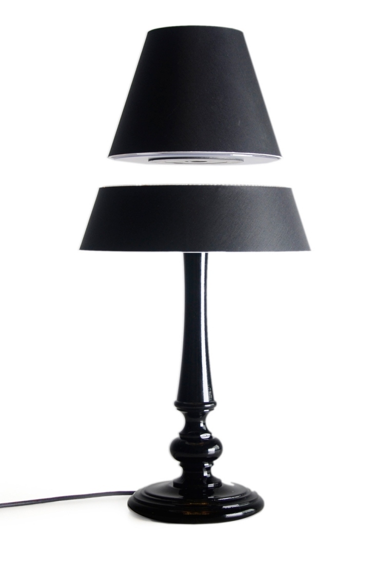 schwebende-mobel-futuristisch-design-lampe-leuchte-schwarz-silhouette