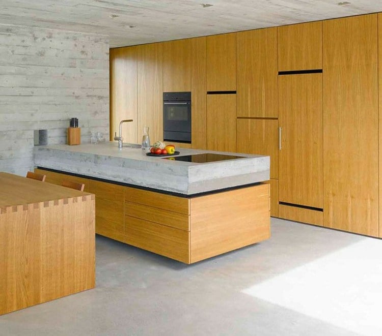 beton arbeitsplatte in der küche wandgestaltung-hell-holz-kochinsel