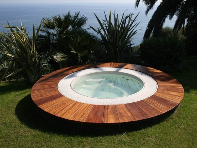 ideen-poolgestaltung-bl-818-whirlpool-beauty-luxury-rand-holz-optik