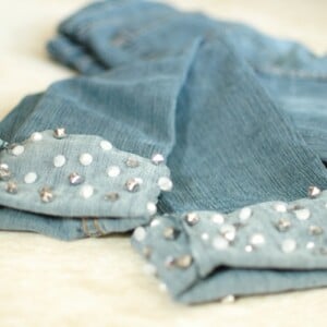 Jeans mit Perlen