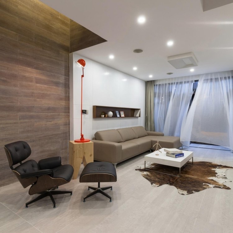 rehenhaus-interior-wohnzimmer-sessel-hell-beige-couch
