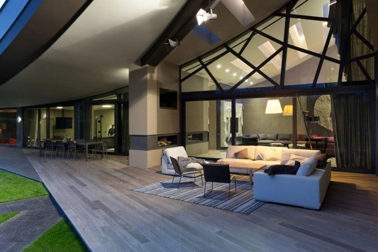 terrasse-garten-moderne-architektur-landschaft-outdoor-lounge-sitzmoeglichkeiten-design