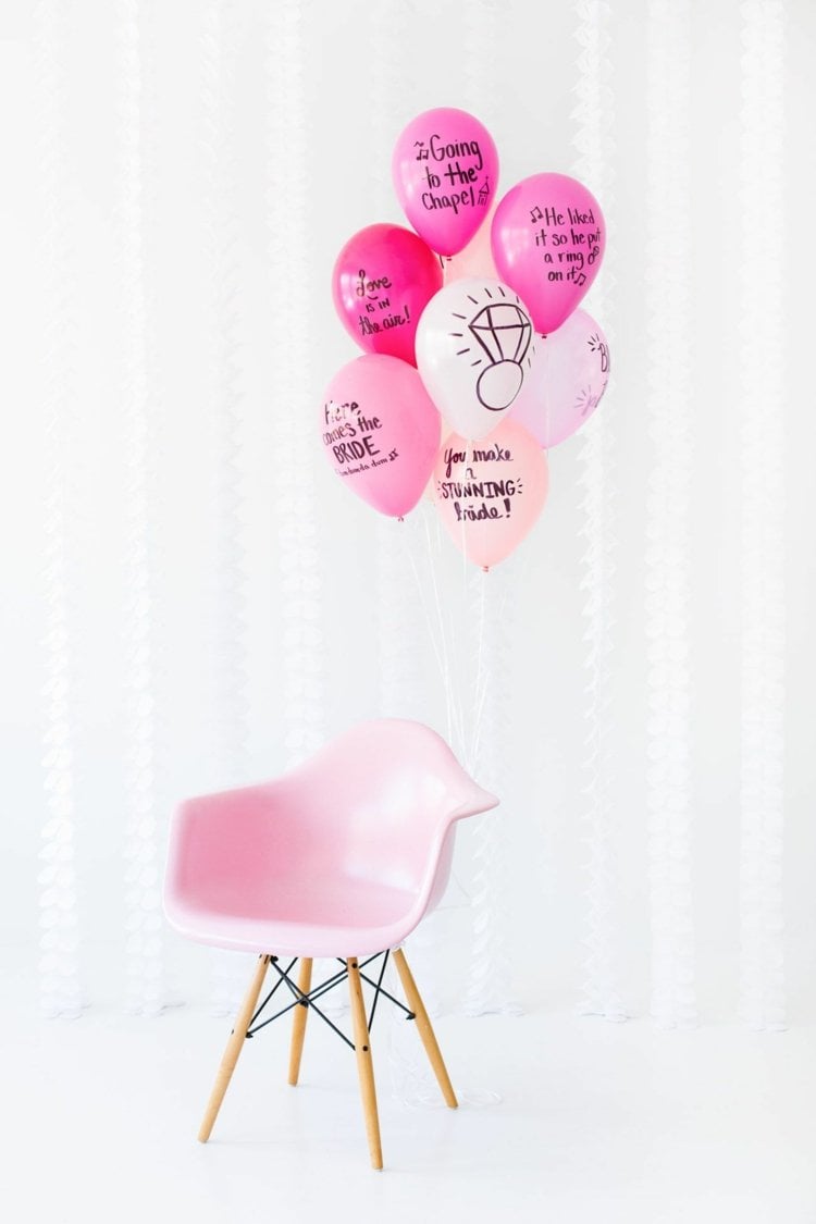 Basteln mit Luftballons brautparty-deko-rosa-ballons-beschriftungen-hochzeit
