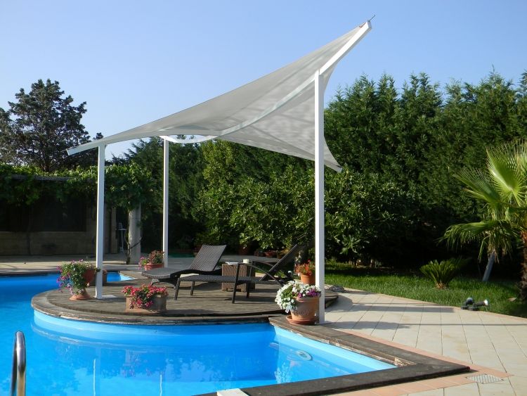 beschattung-terrasse-garten-sonnenschutz-design-modern-sonnensegel-pool-vela