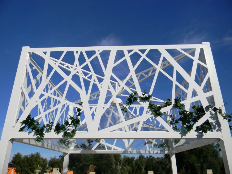 beschattung-terrasse-garten-sonnenschutz-modern-design-pergola-konstruktion-tree