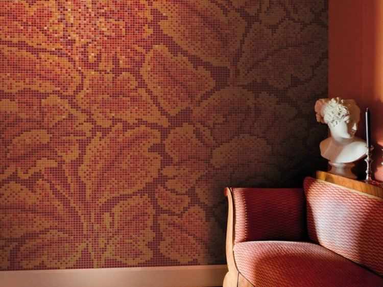 design-mosaik-fliesen-decor-rot-blatt-motive-blueten-rot-vintage-sofa