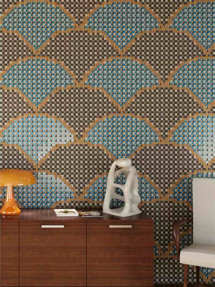 design-mosaik-fliesen-marea-schuppen-muster-braun-blau-sideboard-modern-stil